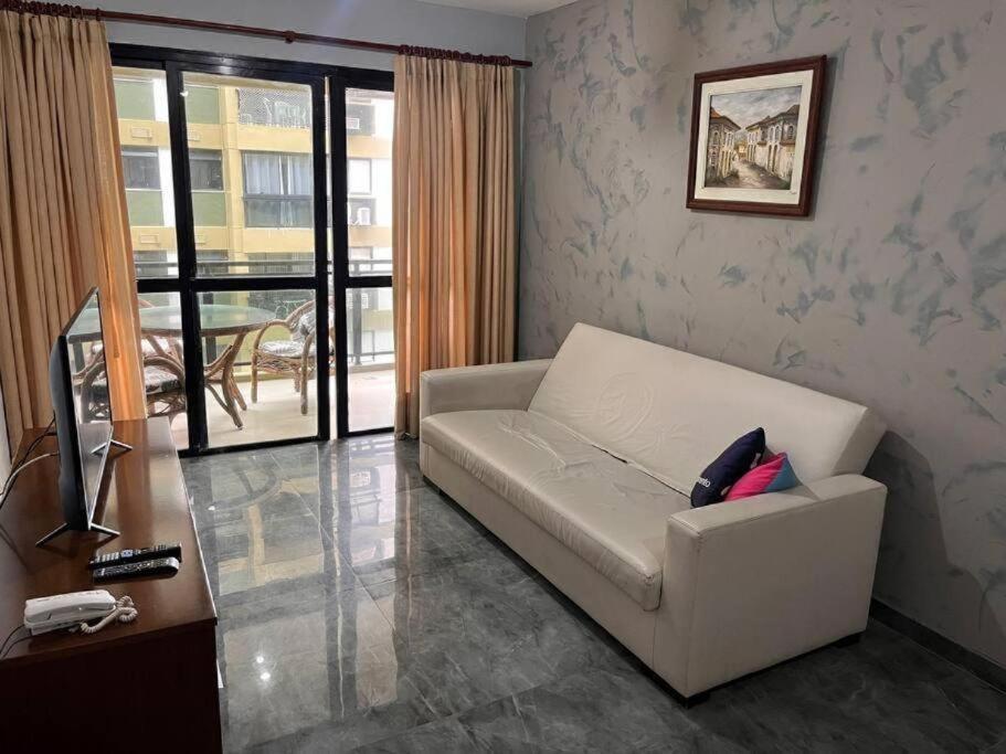 Apartamento Beira Mar - 612 *